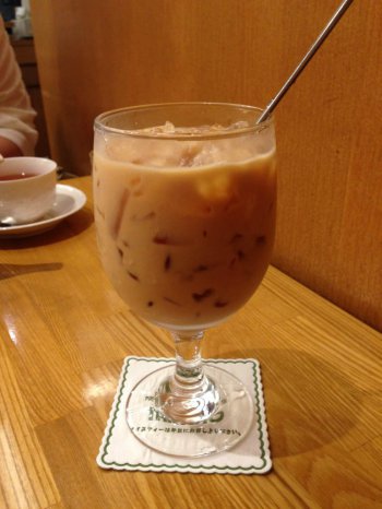 ティーハウスタカノで大人気のキャンブリックアイスティー
