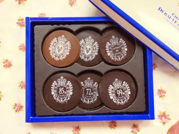 sP1012705 <紅茶とお菓子のマリアージュ>マリー・アントワネットのチョコレートに合う紅茶は?