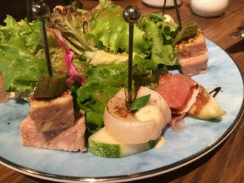 中段のセイボリーは全部とっても美味しかったです。
