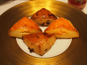 ペニンシュラ アフタヌーンティーのスコーン
