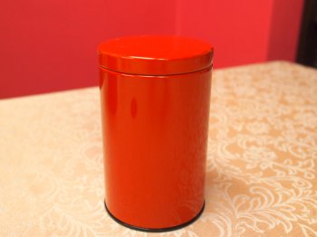 こちらも缶のみで売っている紅茶缶。100g用。こちらは合羽橋の道具街の缶屋さんで購入しました。