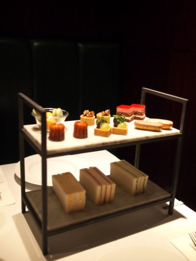 lesdeuxmagotparis 2017fall afternoontea set2
