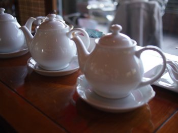 椿山荘ルジャルダンでは紅茶はポットでサーブされます。