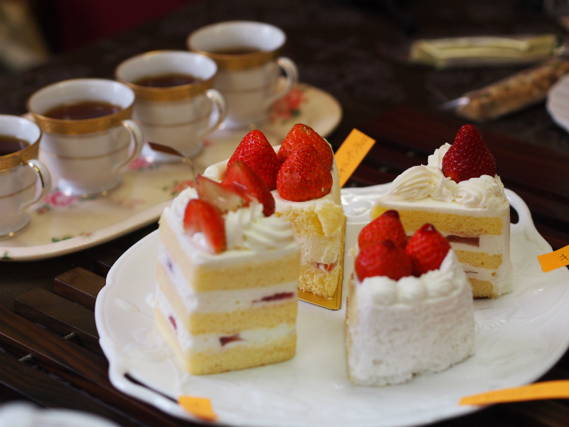 苺のショートケーキに合う紅茶のマリアージュ（組み合わせ）を探すティーパーティーを開きました。【紅茶情報TeaMagazine】