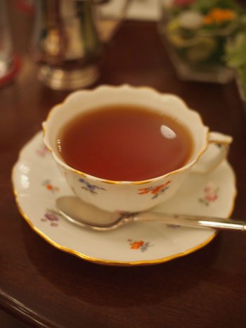 ロイヤルクリスタルカフェのアフタヌーンティーの紅茶