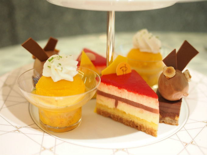 cafedior afternoontea lower sweets