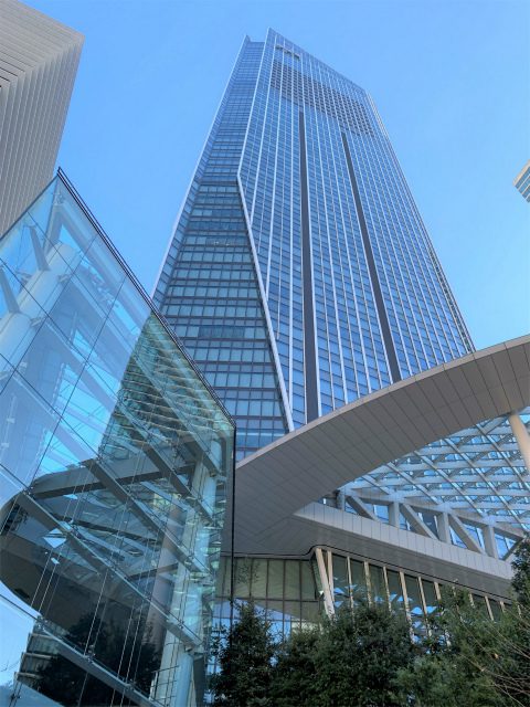 アンダーズ東京が入っている虎ノ門ヒルズの外観。37階のスパと47階～52階がアンダーズ東京です。