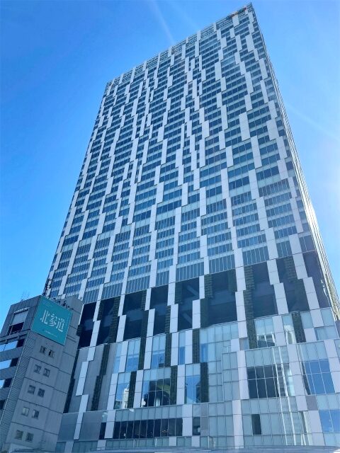 渋谷ストリームエクセルホテル東急が入っている渋谷ストリームの外観