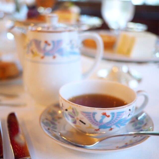 「ダイニングルーム フェニックス」でのアフタヌーンティーでは、提供される紅茶は１種類のみ。