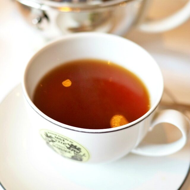 MORNING GLORY（モーニング グローリー）
MORNING GLORY（朝顔）と名付けられたこのお茶は柑橘とキャラメルで香り付けしたフレーバーティー。
