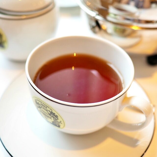 ABRICOT D'OR（アプリコット ドール）
中国の紅茶にアプリコットで香り付けしたフレーバーティー。渋みが穏やかで飲みやすい紅茶。セイボリーとの相性もいいです。