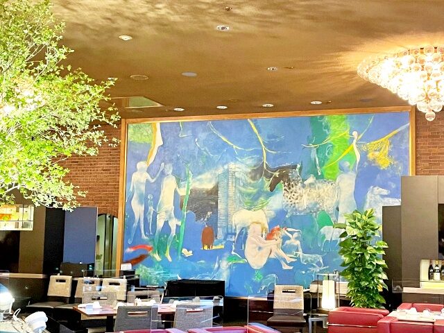 壁面にはポール・ギヤマン が描いたニューオータニの絵画。ガーデンタワーがよく分かりますね！