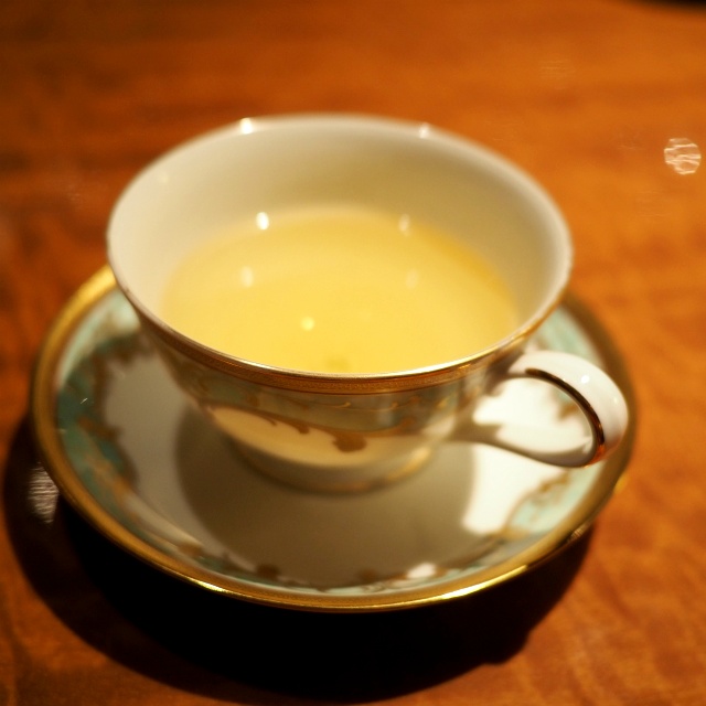 ミルクウーロン（AOBA）天然の香りなのにミルクっぽい香りのするウーロン茶
