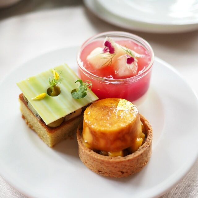 armani ginza 2022smr afternoontea sweets02