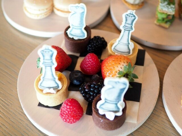 themoon alice afternoontea sweets30