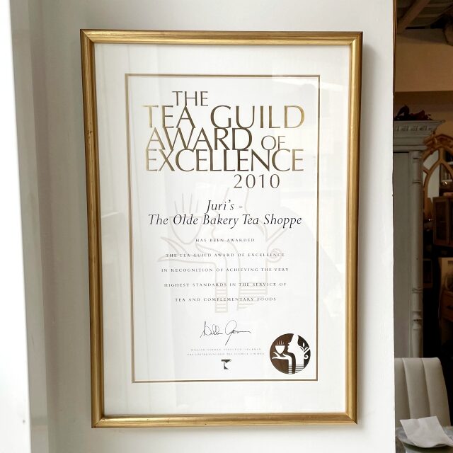 こちらはTHE TEA GUILD OF AWARD EXCELLENCE受賞のパネル。2009年から2016年の英国店の閉店まで毎年受賞していたそう！
