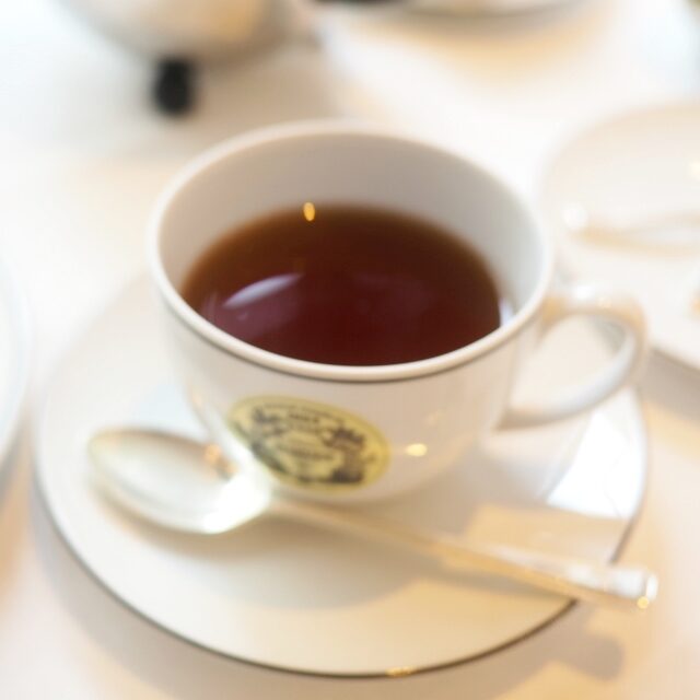 ブラックシルク
中国のユンナン(雲南)の紅茶。うまみたっぷりで味わい深い紅茶。