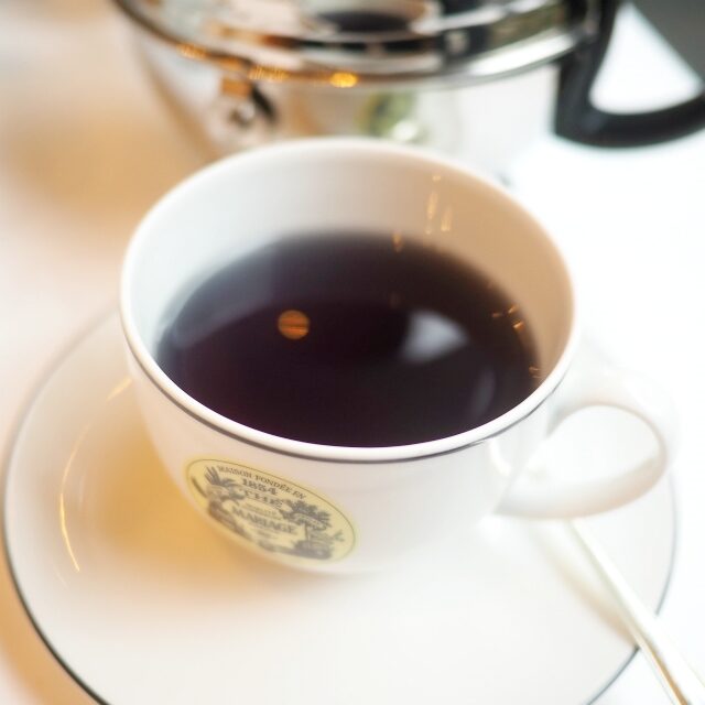 マレ プルミエール
青茶にブルーフラワーを加えたシトラスの香りのフレーバーティー